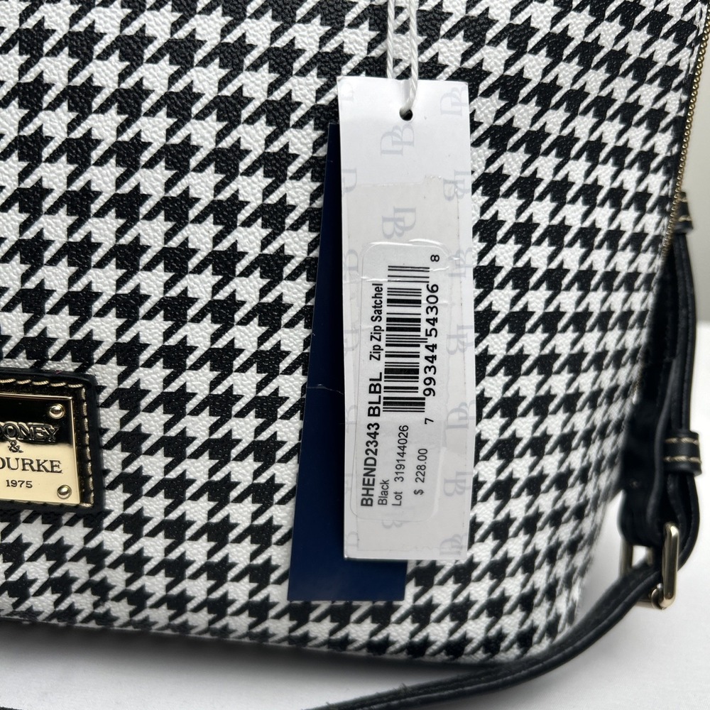 NWT Dooney Bourke Black White Houndstooth Domed Zip Zip Satchel Handbag Purse - Picture 7 of 16